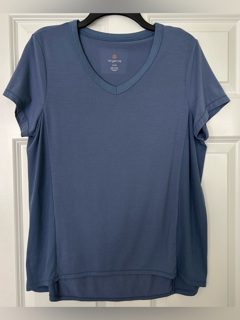 Tangerine Women's V-Neck Short Sleeve Tee in Dusty Blue